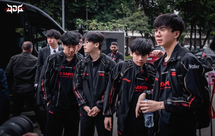 junjia：非常敬重Tabe教练 在LCP赛区很难约到高质量的训练赛学习