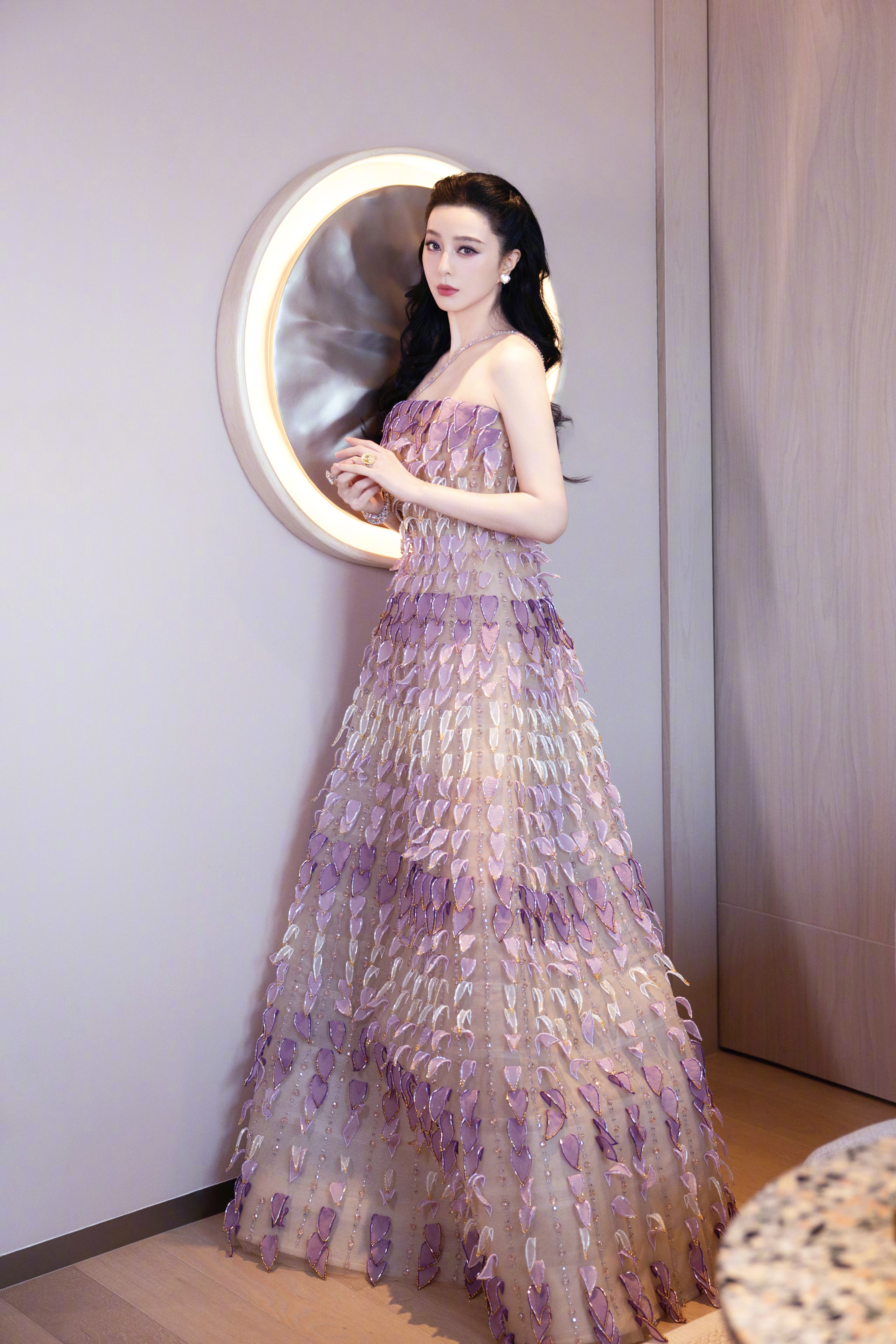 演员携品牌Fan Beauty Diary，亮相泰国曼谷暹罗广场BEAUTRIU