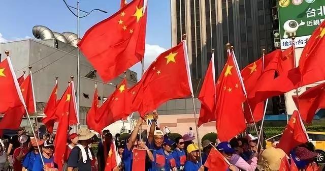 台湾网络讨论背后：战争代价与和平期盼 一则匿名网络提问在台湾引发热议：两岸一旦开