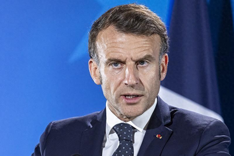 伊朗一句话吓退法国航母！马克龙光速改口：我没说过要去 伊朗一句"敢来就打"，直接