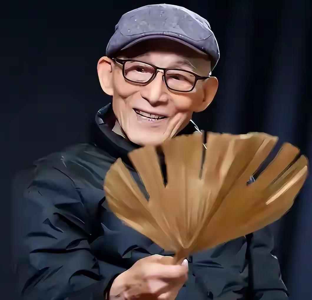 游本昌老师跑了30年的龙套。风水轮流转，52岁那年，终于迎来主角《济公》让他一举