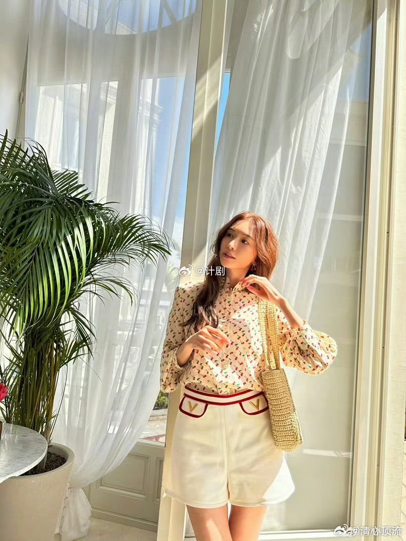 林志玲感谢赤壁让大家认识自己 提起赤壁就会想起小乔，提起小乔就会想起林志玲，她说