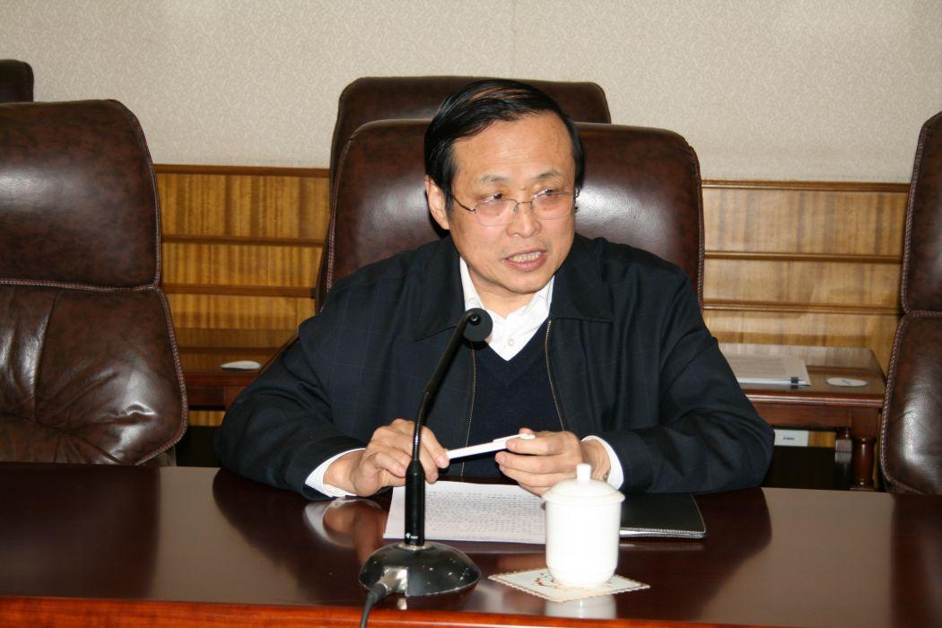 东营区牛庄镇陈庄村还出过一名国家局局长孙志辉
孙志辉，男，汉族，1949年5月2