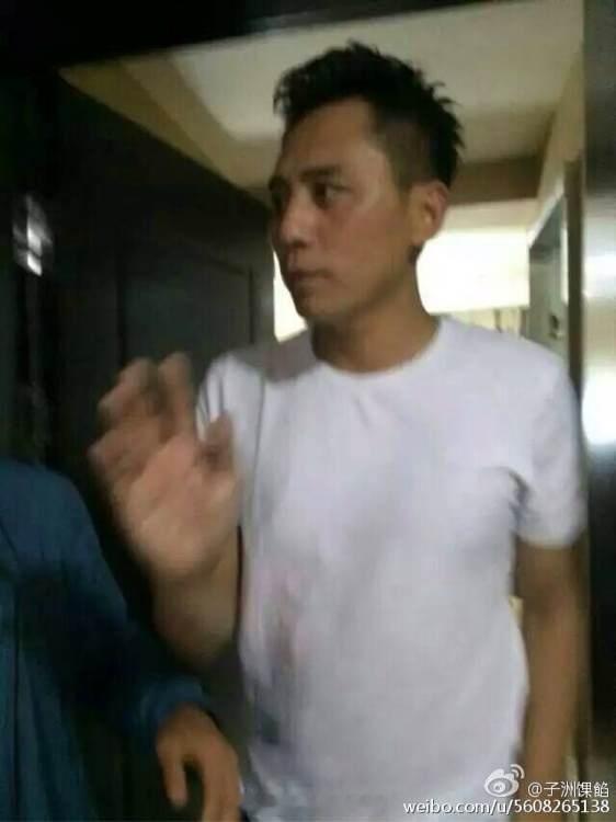 爸爸去哪儿3时期路人随意怼脸拍 刘烨真的是怎么拍都好看啊 