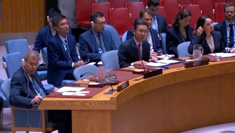 中方：立即无条件释放所有被扣押人员！15日，中国常驻联合国副代表耿爽在安理会上发