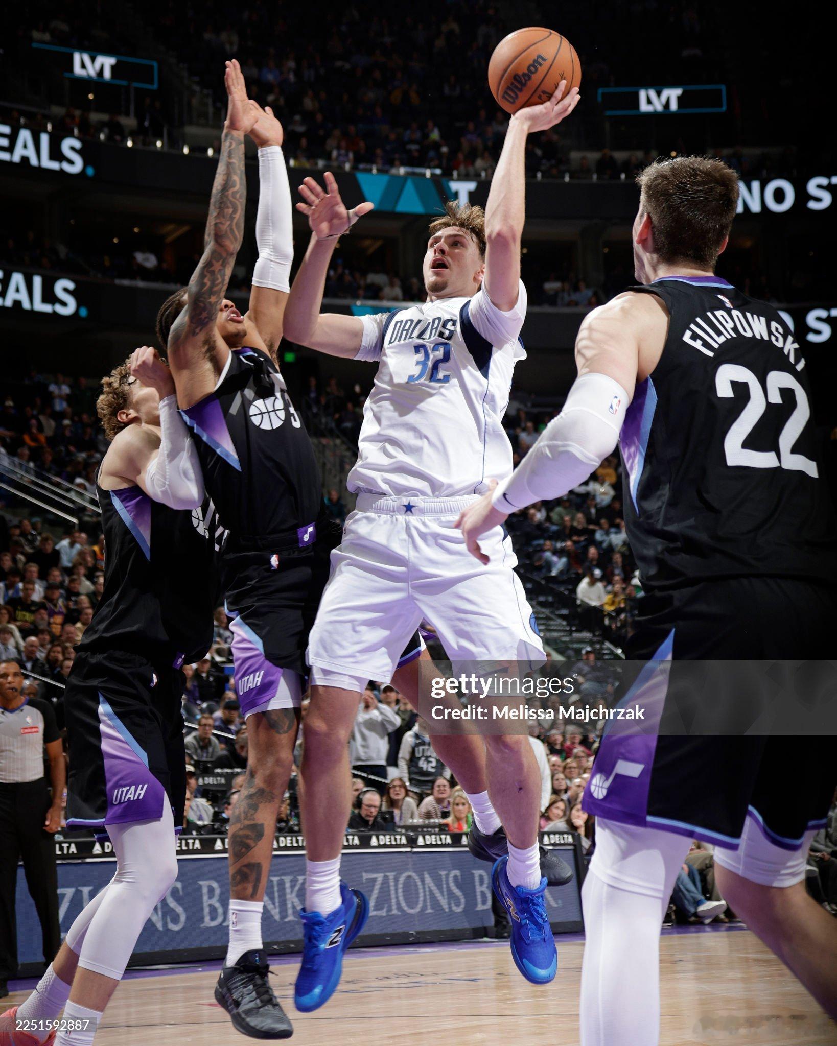 MFFL 弗拉格接受采访。“比起赛季初期，我已经成长了很多，所以我为自己第四节的