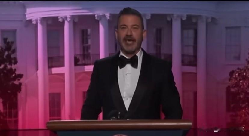 吉米·坎摩尔调侃白宫副幕僚长斯蒂芬·米勒:“我觉得斯蒂芬·米勒真是个种族主义者。