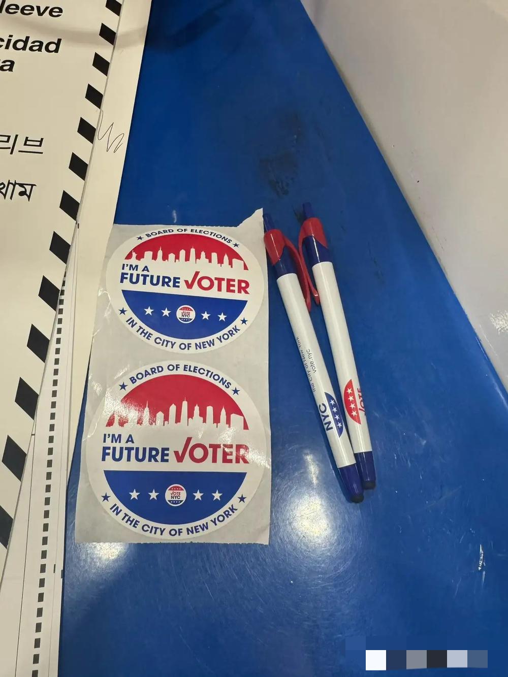 民主党大获全胜了。


2017年11月的美国地方选举里，民主党拿下多个关键席位