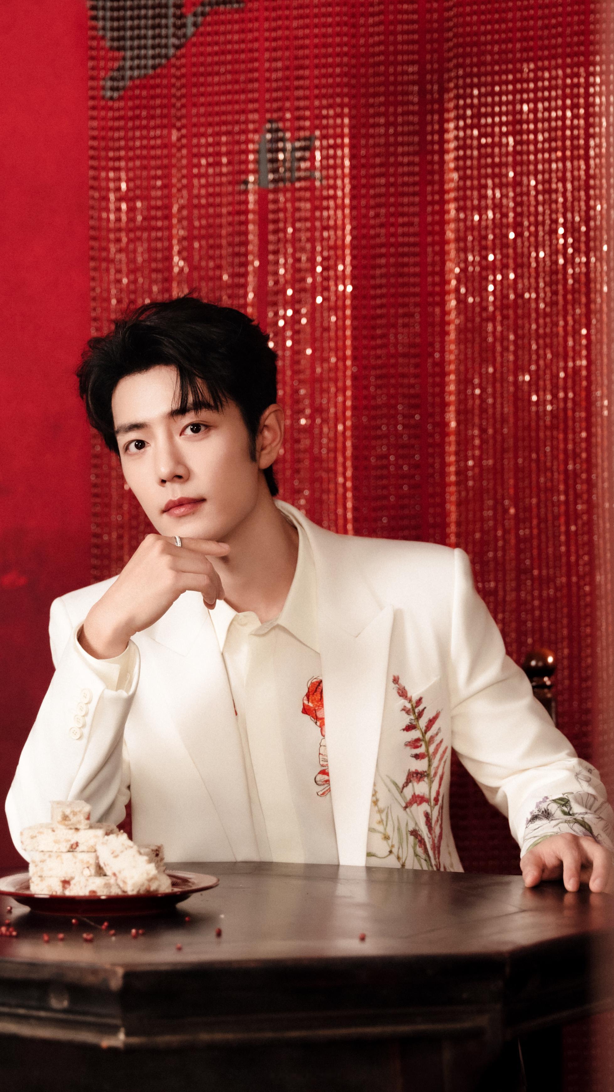 .今夜烟花灿烂~🎇.北京台春晚肖战好漂亮