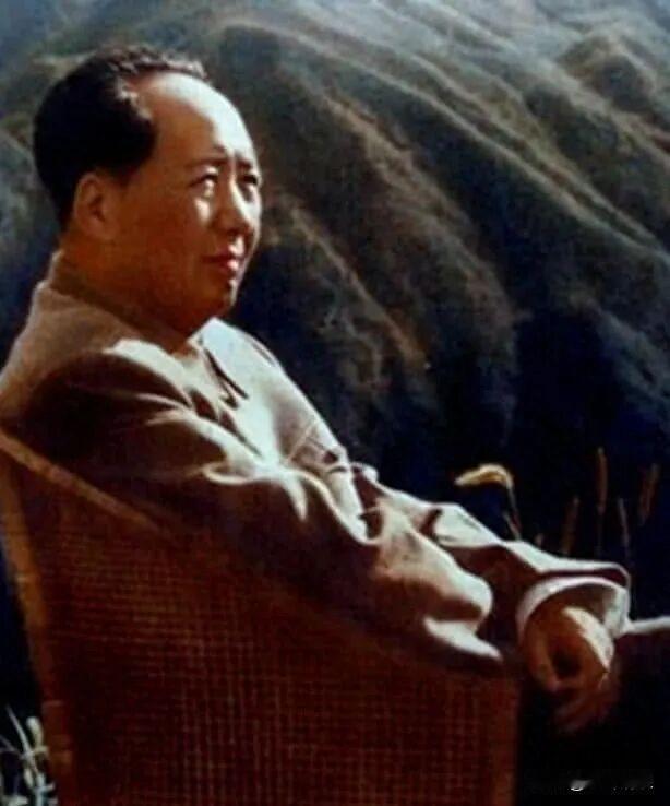 为什么当年毛主席敢于同美国面对面较量？

有人说是毛主席具有雄才大略，有胆有识，