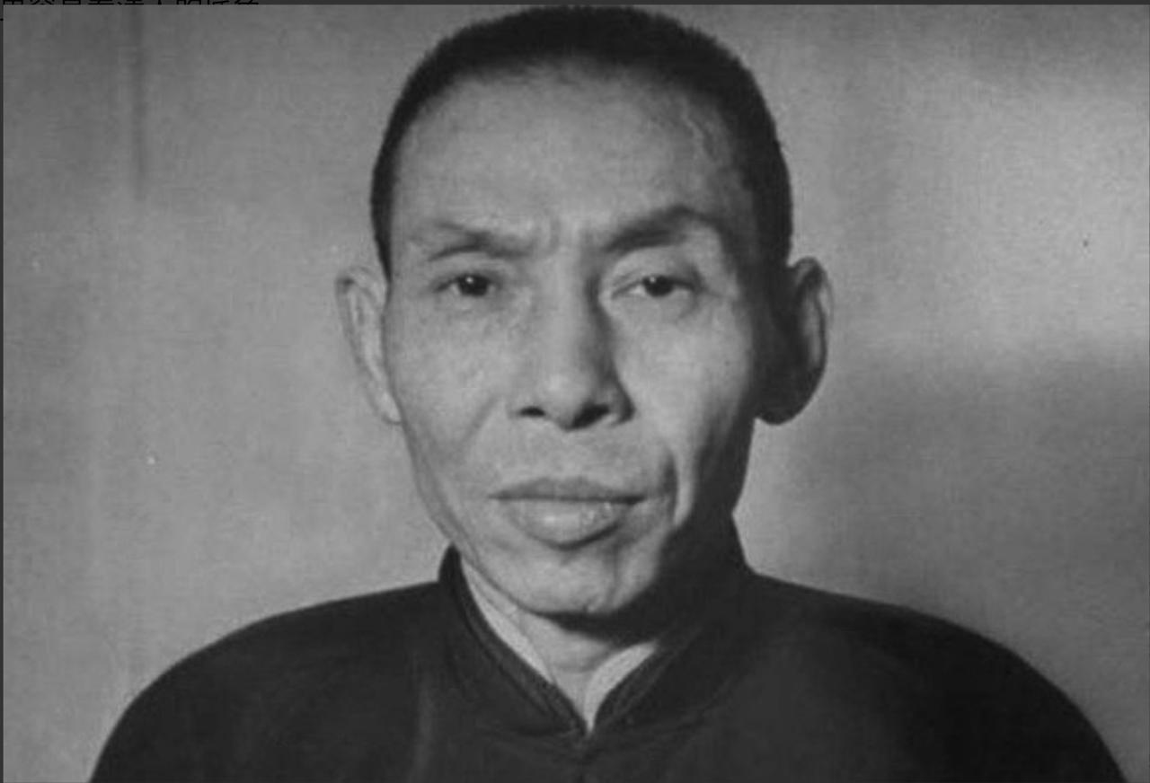 1941年，杜月笙在重庆遭绑架，绑匪索要40万，他竟主动加价到90万：“多出的5