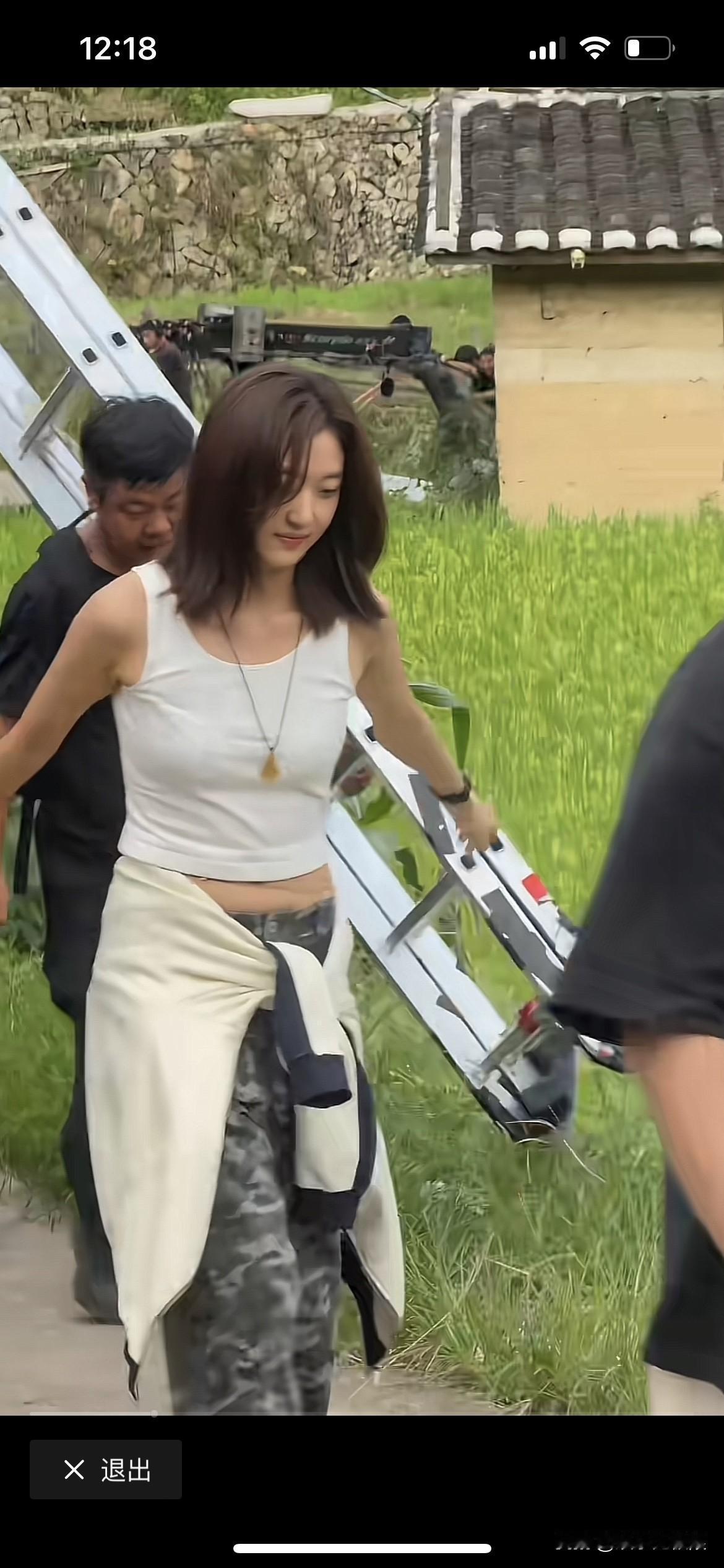 孙千这么瘦竟然肚子上肉嘟嘟的！

真是不理解，孙千官方只有80斤到96斤左右，这