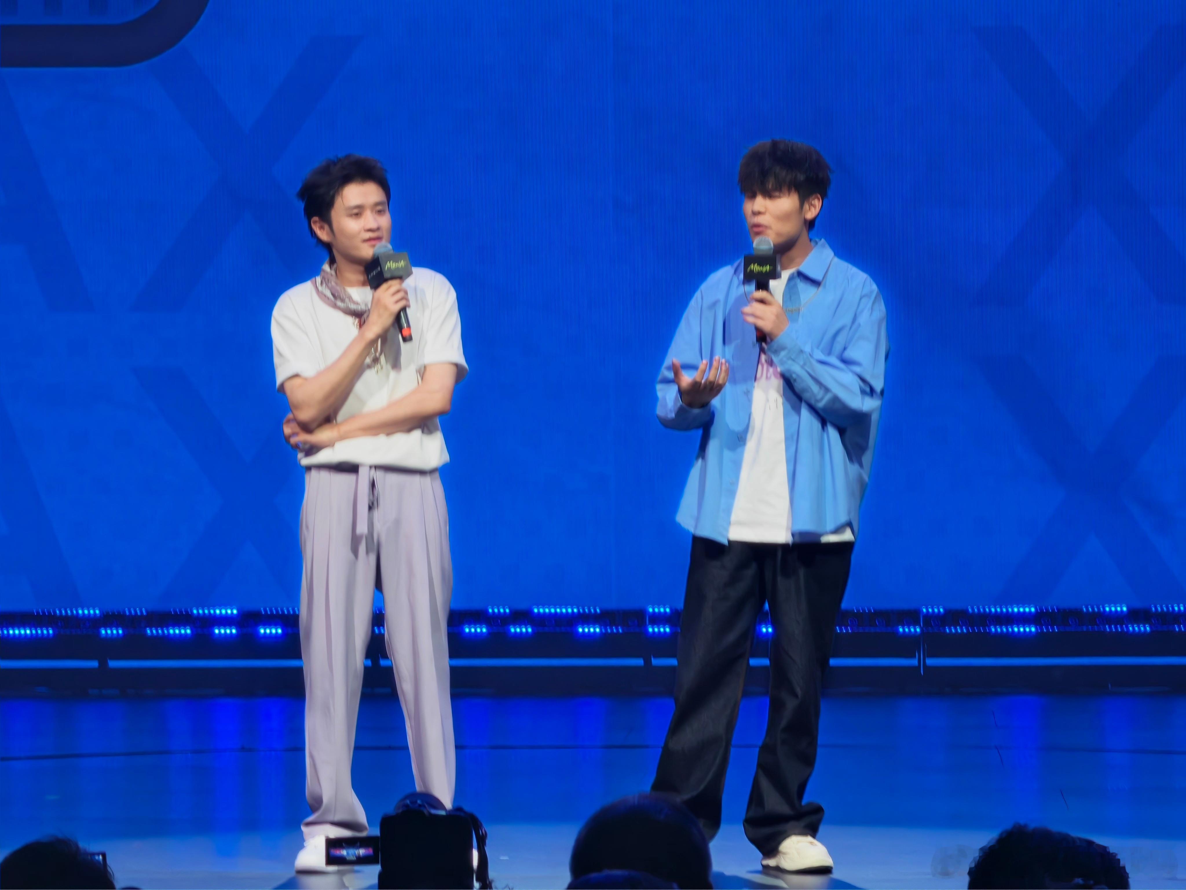 何小鹏也开始脱口秀了[doge]小鹏MONA M03 Max 发布会效果拉满[开