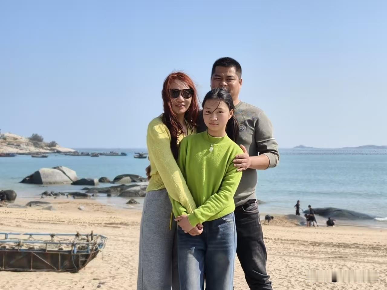 第一次到福建莆田，不知道这里的风俗。原来莆田这里是大年初四才算过年。
据说莆田大