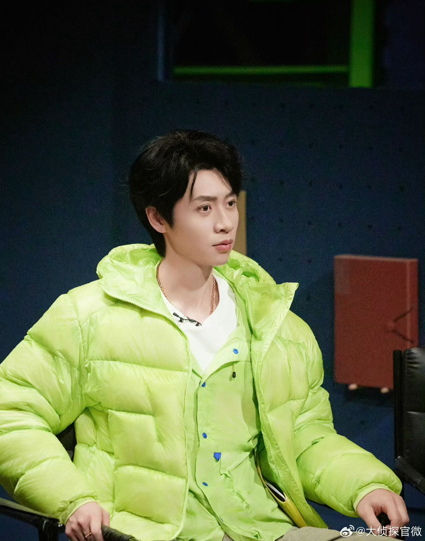 魏晨是懂花小钱办大事的大侦探惊变七日 魏晨这期也太有梗了！魏制片堪称省钱界天花板