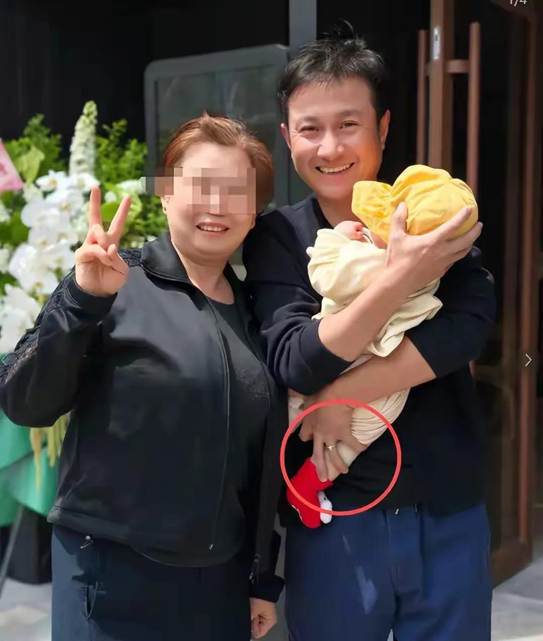 回归现实的文章
真的开起陕西油泼面餐馆了