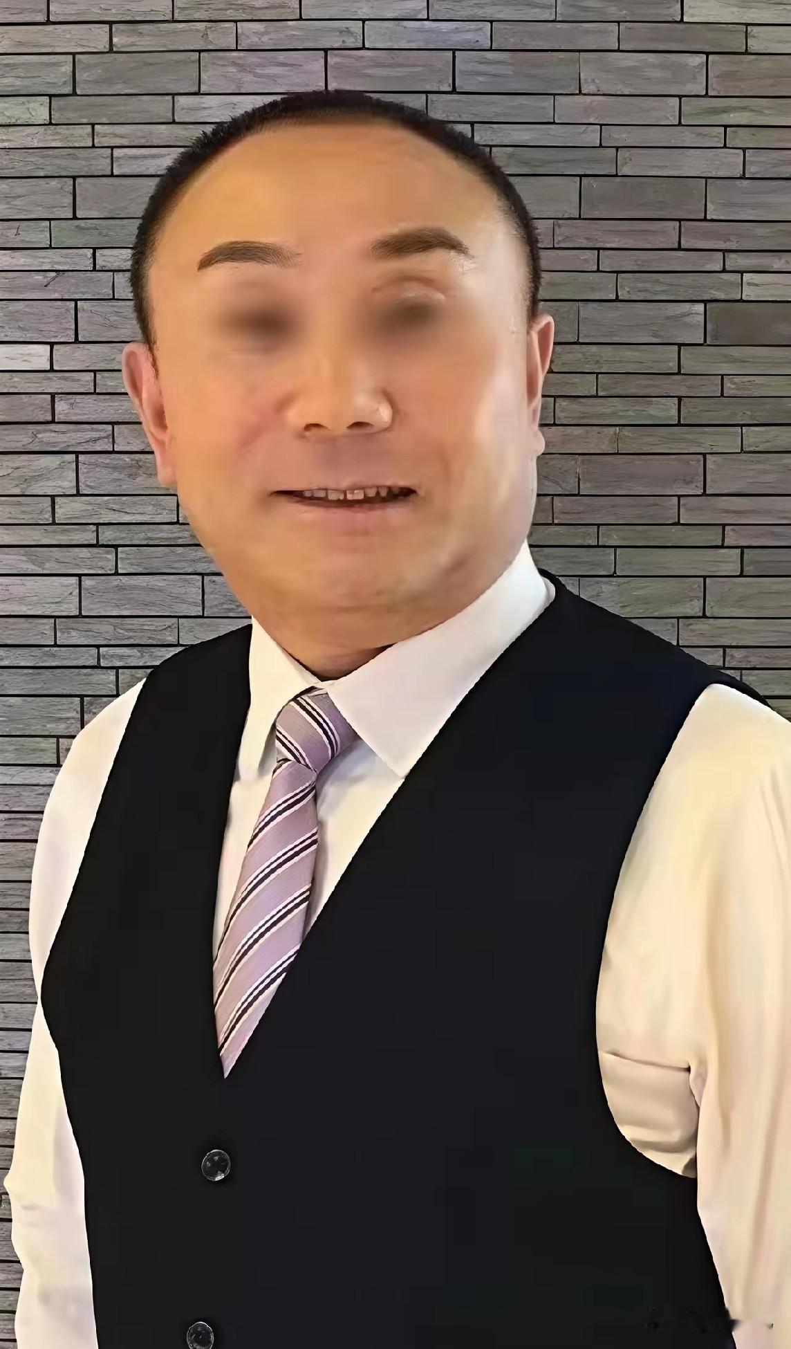 千万罚款像一把利剑高悬，
当今生再也没有翻身可能的时候，
此时此刻的从高楼上纵身
