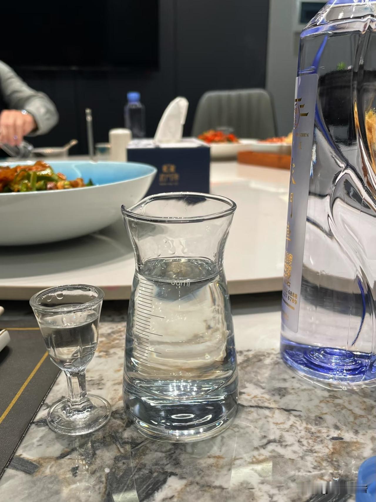 我怎么感觉老一辈完全没有独处空间的概念。

这种概念有多离谱？甚至只要在家一定要