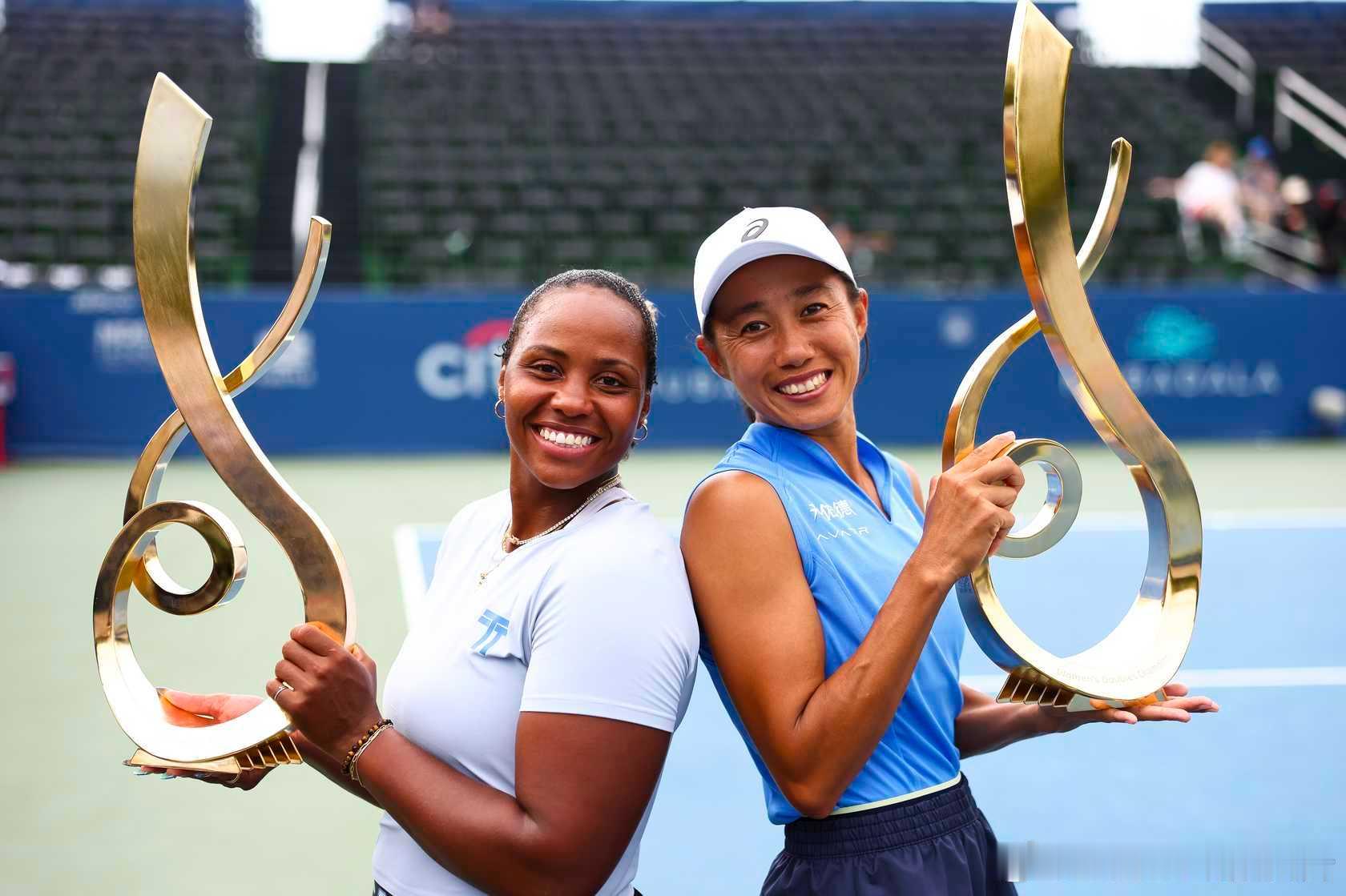 张帅华盛顿赛女双夺冠🔵WTA500华盛顿站双打决赛✅🇨🇳张帅/🇺🇸汤森