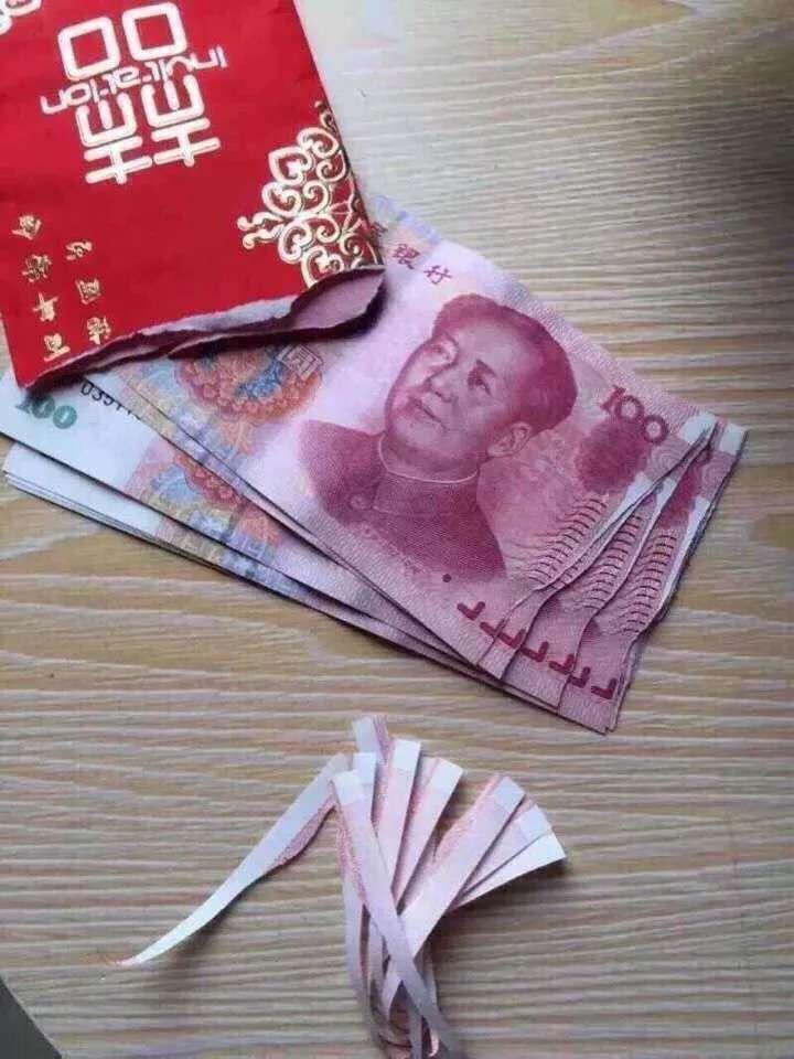 红包被我不小心撕成这样还能抢救吗？？