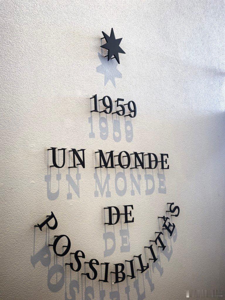 第二家酒庄，算网红，CHANDON，全是气泡酒品酒环境好很多，很私密安静，也能和