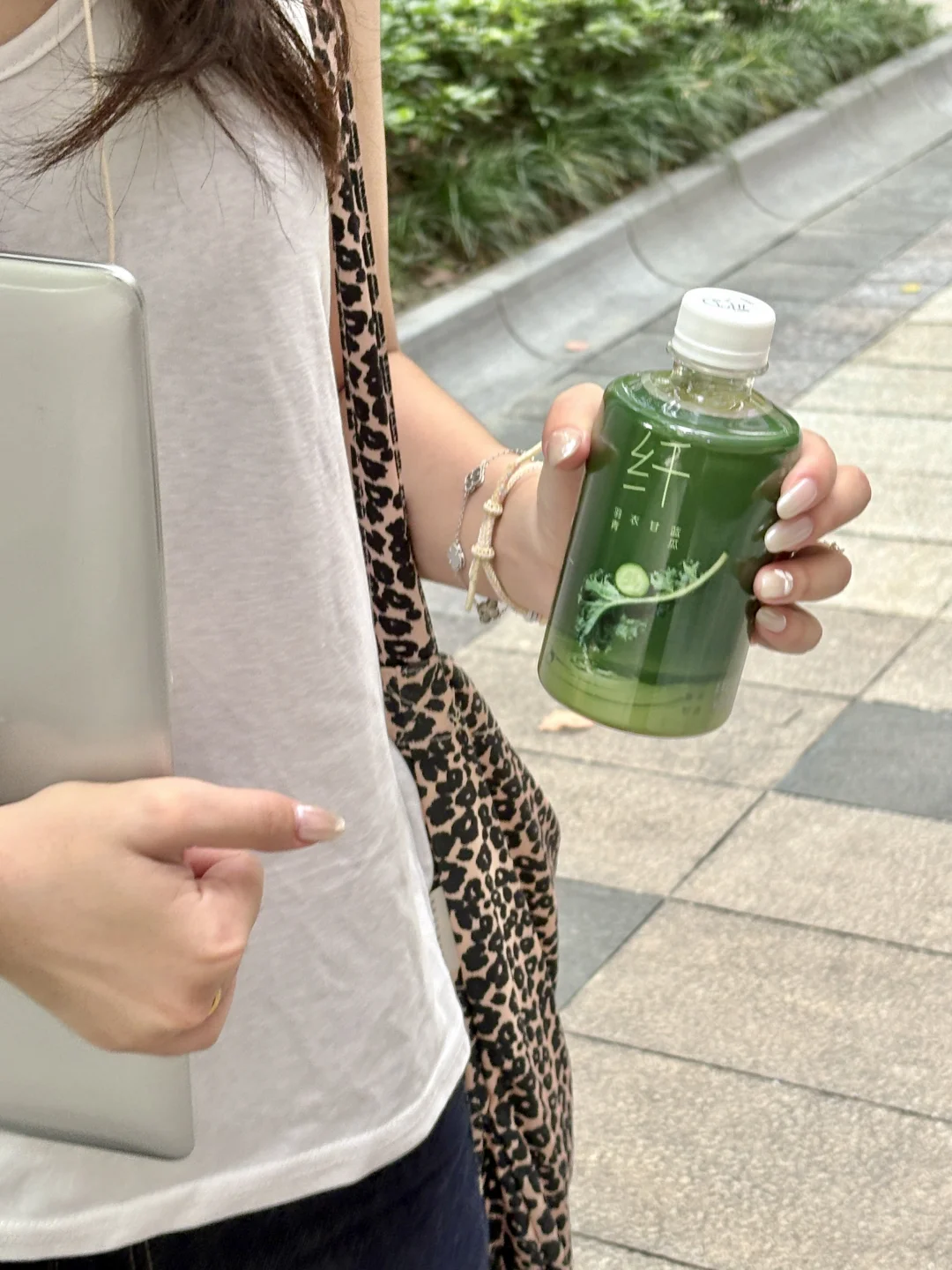 突然get到喜茶瓶装羽衣甘蓝的威力❗️❗️