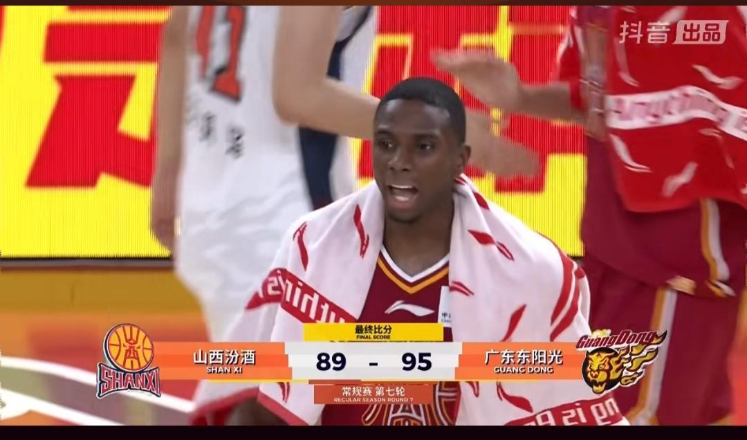 CBA常规赛的一场比赛中，
山西男篮主场负于广东男篮，
广东男篮并不是害怕山西男