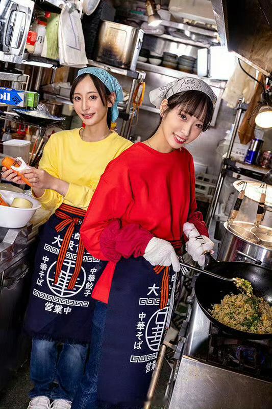 《日本餐馆盘子洗7遍》有一个中国留学生在日本勤工俭学，到一家餐厅洗碗。但是他没有