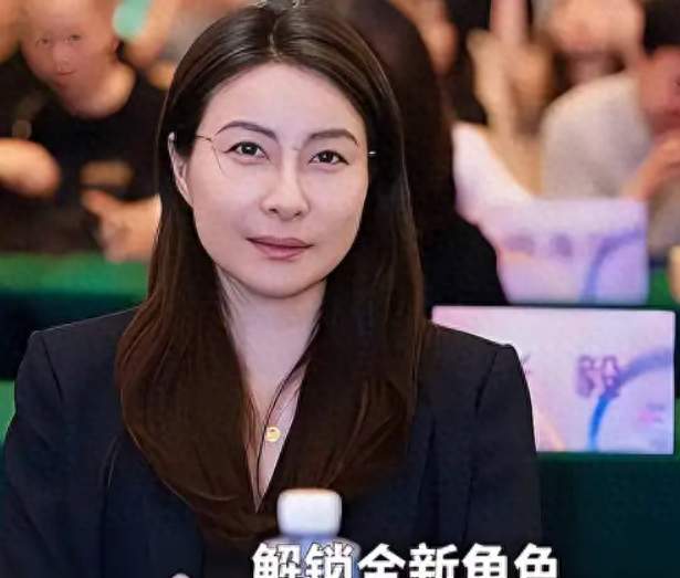从奥运4金到荣誉院士！郭晶晶跨界再拿殊荣，霍启刚高调表白