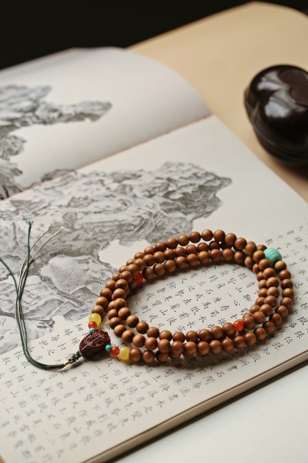 老山檀香原创【琇云】8mm108颗幽幽香饰，把玩捻珠，修心养性，修养身心。香味浓