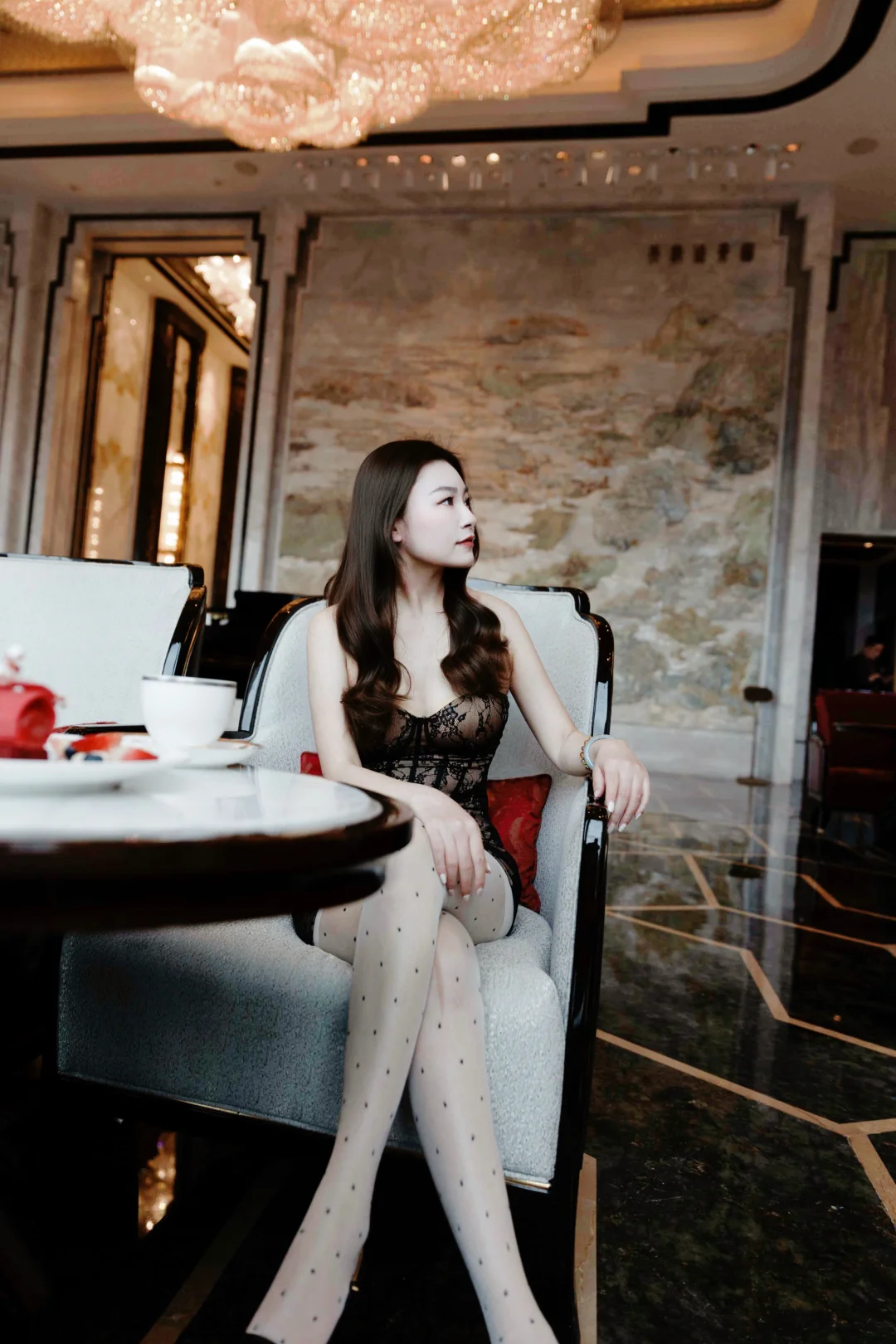 波点丝袜穿搭 今天是御姐