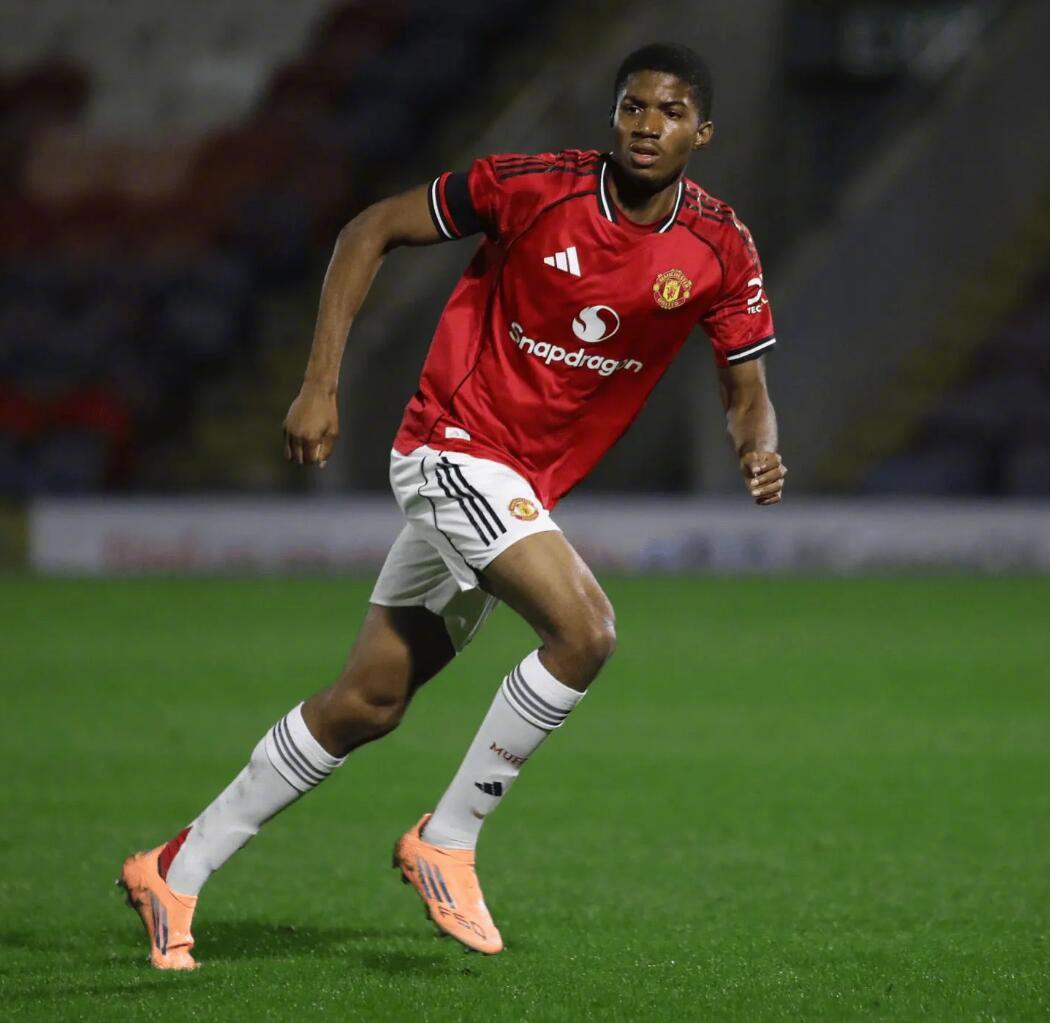 《太阳报》曼联专项记者luckhurst的报道，关于奥比。国际比赛日期间，曼联即