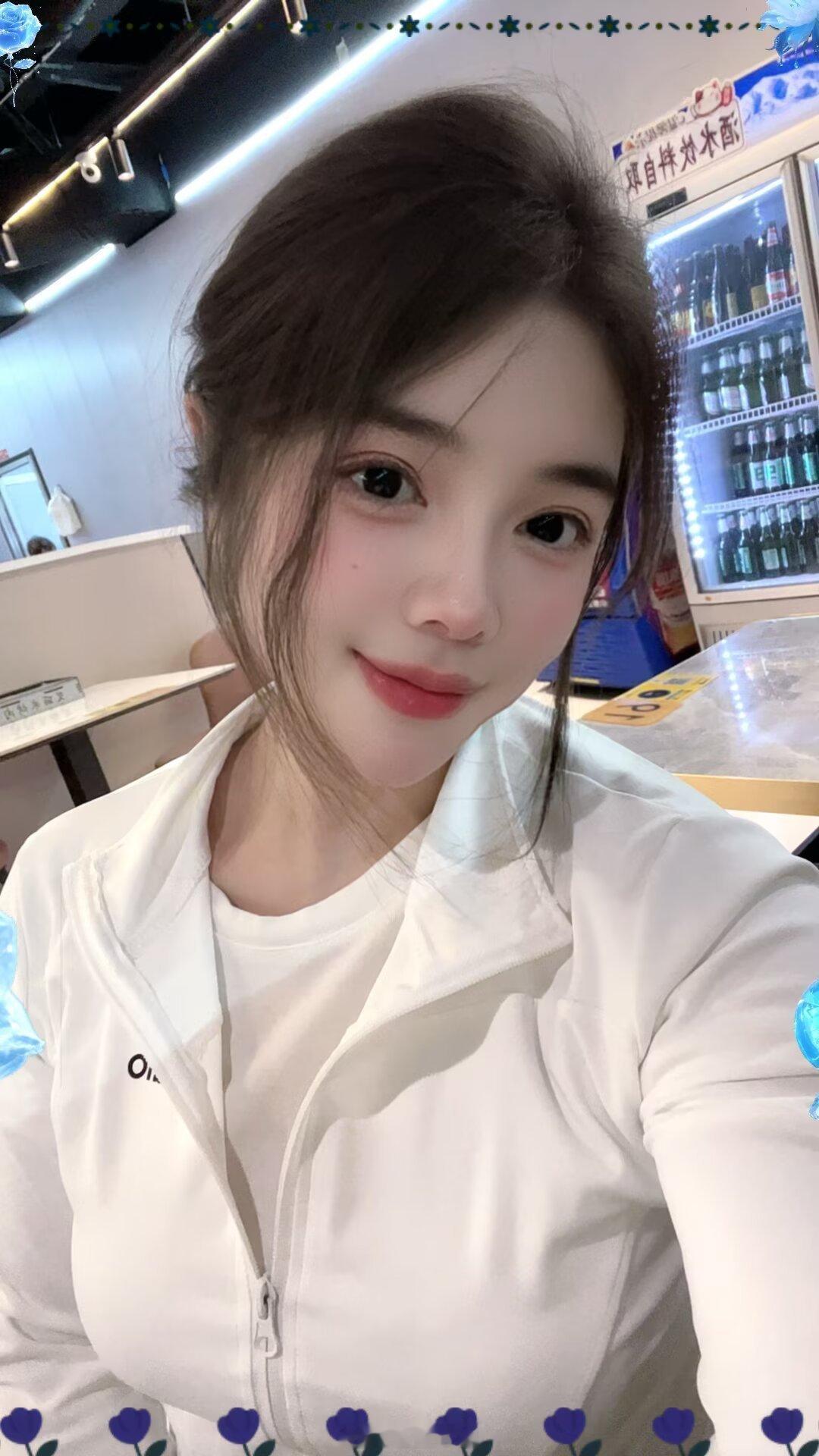 认识人性1、性是肉体生活，遵循快乐原则；爱情是精神生活，遵循理想原则；婚姻是社会
