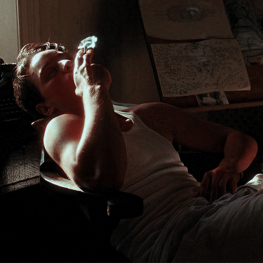 2007年电影《赎罪》里的詹姆斯·麦卡沃伊 ​​​
