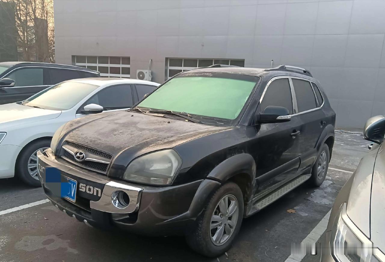 5800元买了一辆2009年的现代途胜，车况已经不重要了，反正能过户就行，还是自