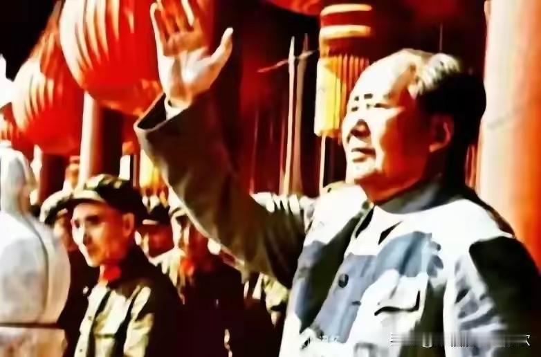 “听毛主席的话，可保中国万年太平！这句话豪不夸张。”2025 年，世界并不太平，