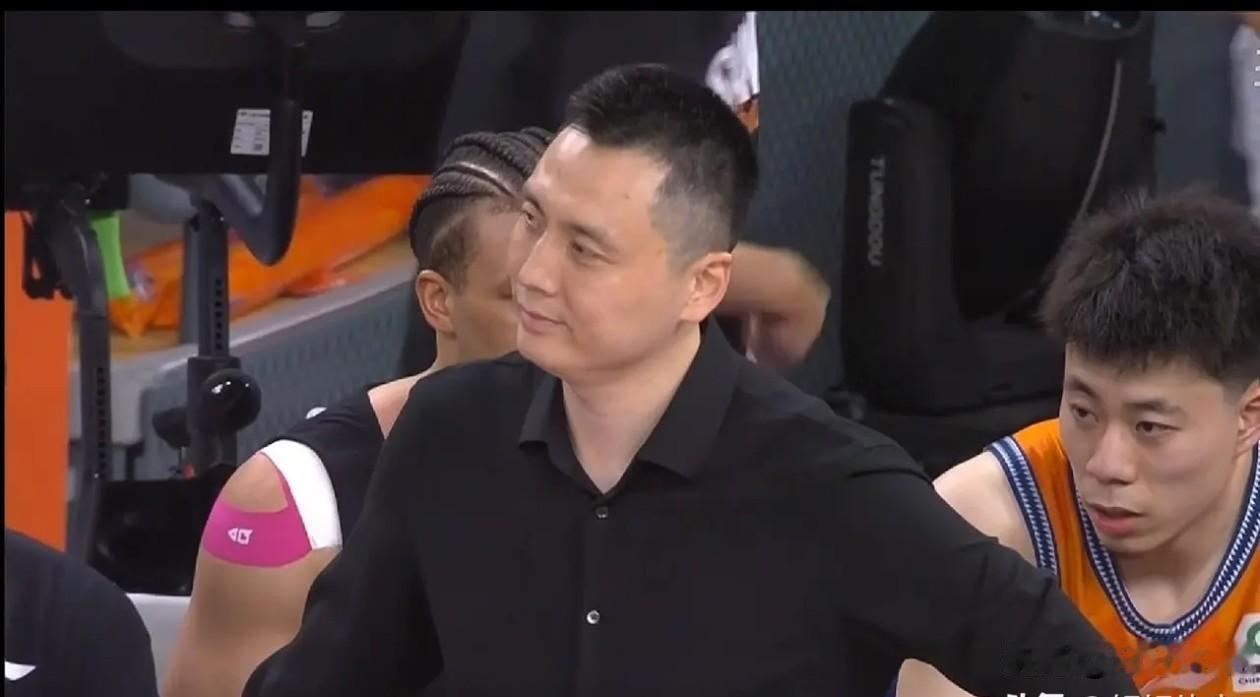 怀特塞德的事情终于迎来了官方通报，最终确认2026年5月6日上海久事男篮内线球员