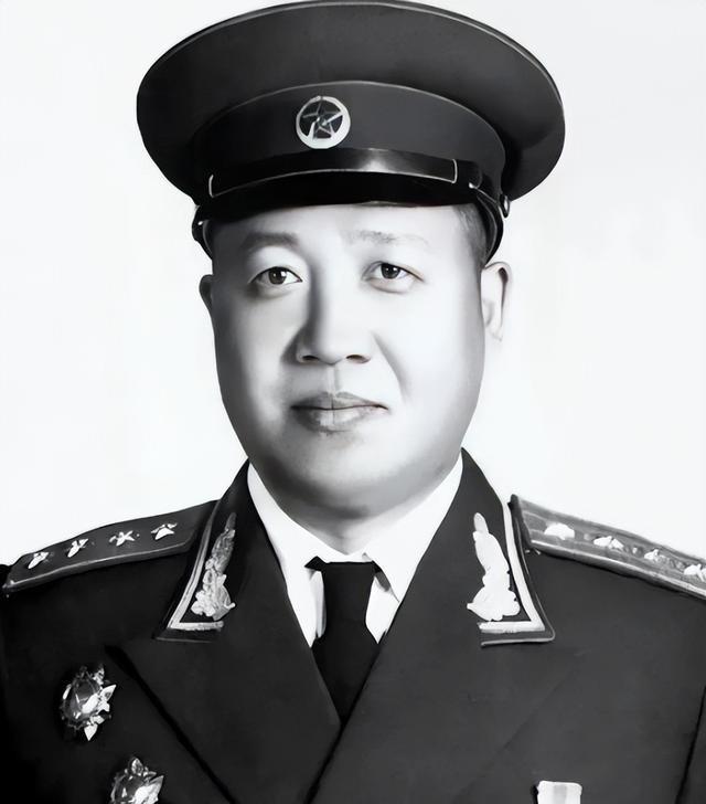 1950年，志愿军团长因为嫌弃韩军太弱而懒得打，决定率部绕路而行，却没想到意外创