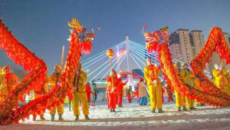 迎国庆来龙飞舞，祖国万岁好幸福！