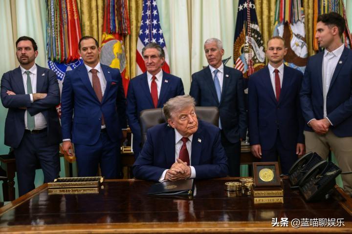 福克斯新闻记者彼得·杜西：勒布朗·詹姆斯将加盟费城76人，你认为乔丹和詹姆斯谁是