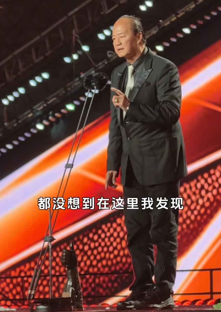狄龙（初中毕业）哈尔滨获奖感言，出口成章太有文采了！一大堆引经据典：
一、诗词类
