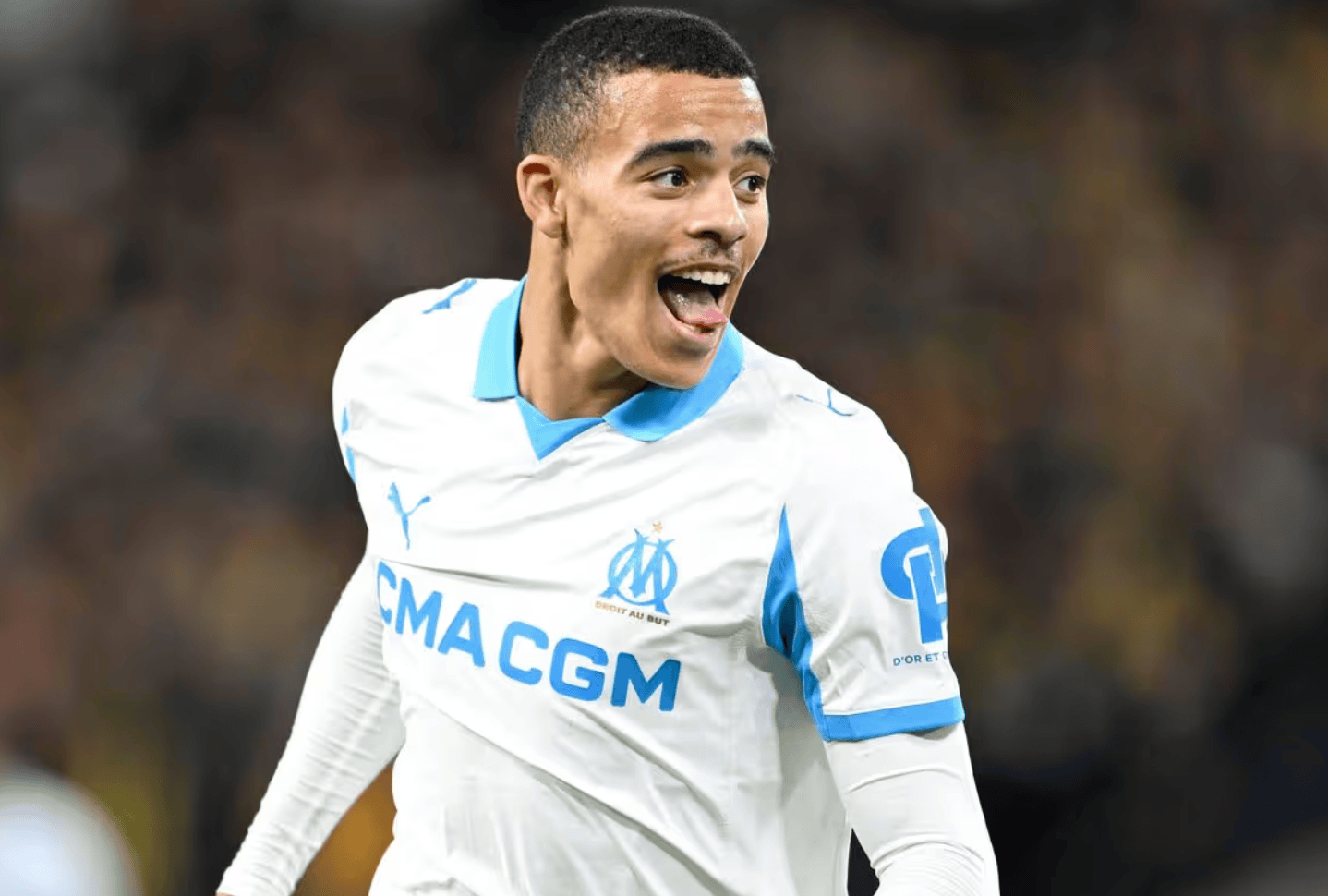 德泽尔比：格林伍德更有人情味不那么孤僻了，是世界级球员