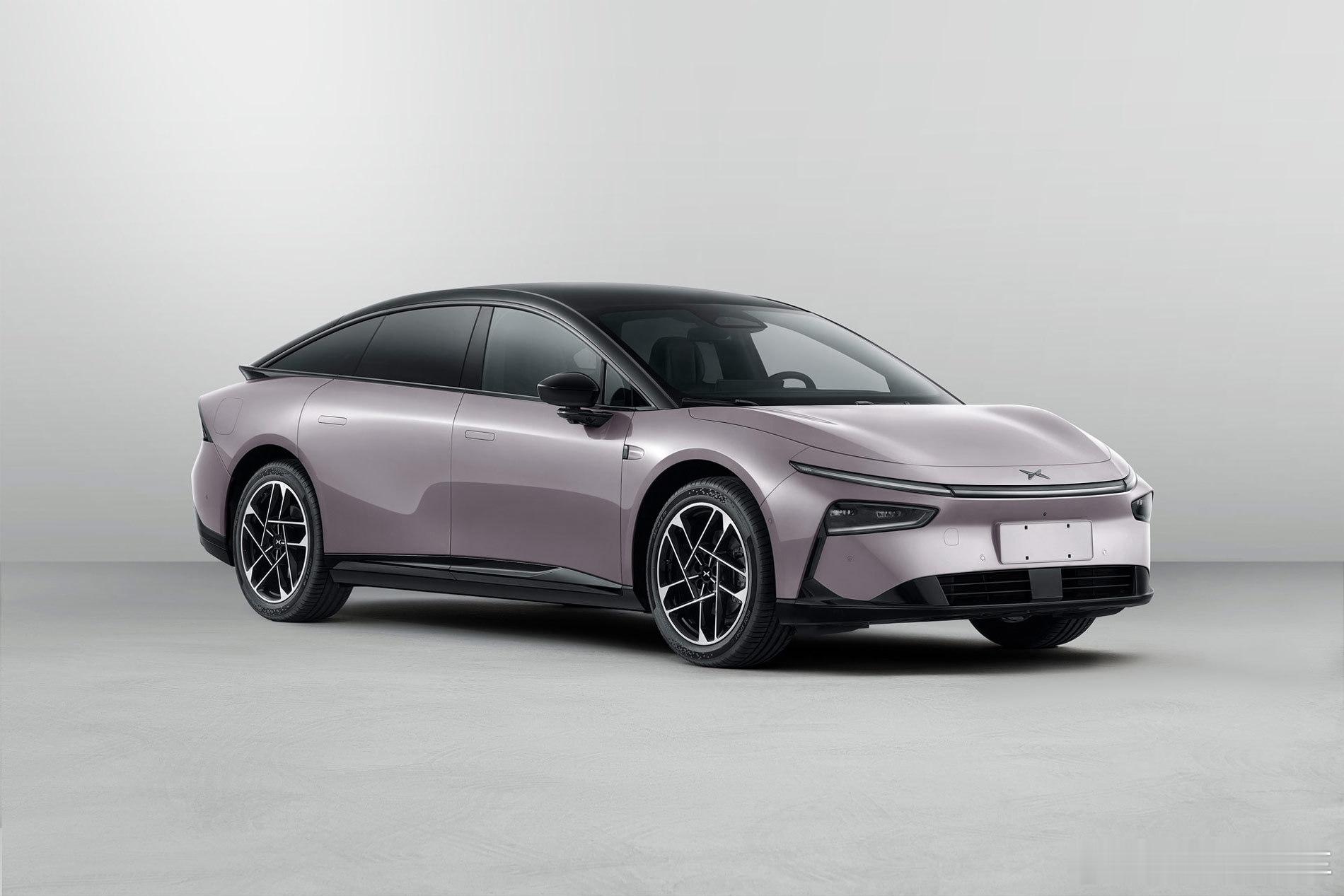 「小鹏P7+」此次申报了两款单电机版本；车身尺寸5056×1937×1512轴距