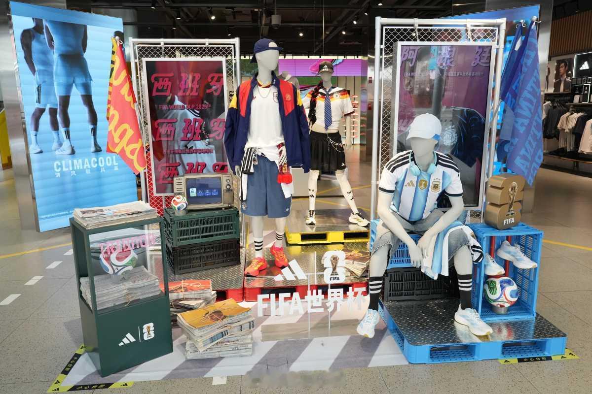 宁波借力世界杯挖掘赛事经济新潜力 2026年世界杯开赛在即，宁波紧抓赛事机遇，从
