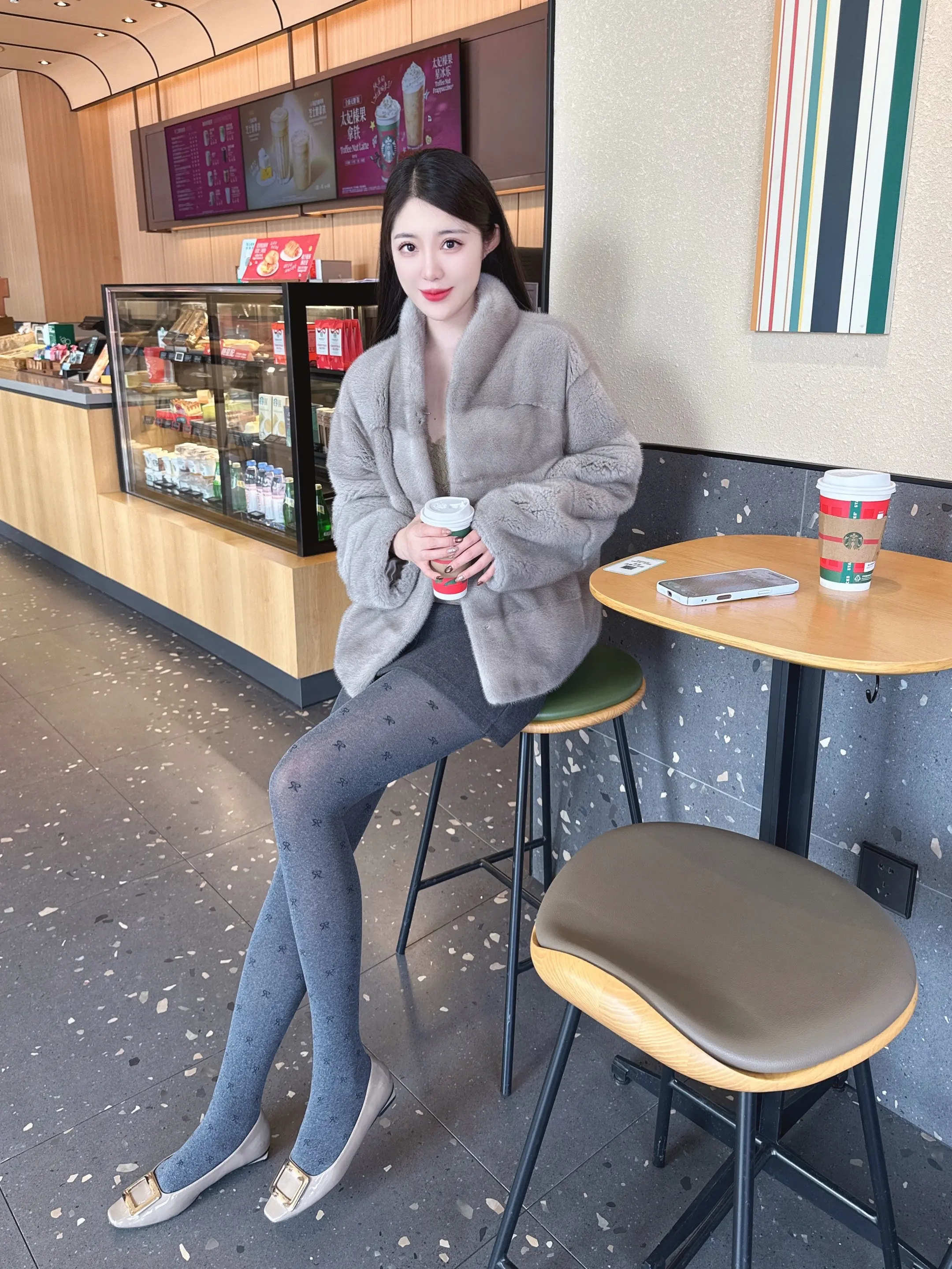 甜妹的尽头是姐姐 创作者中心 创作灵感 过年穿什么