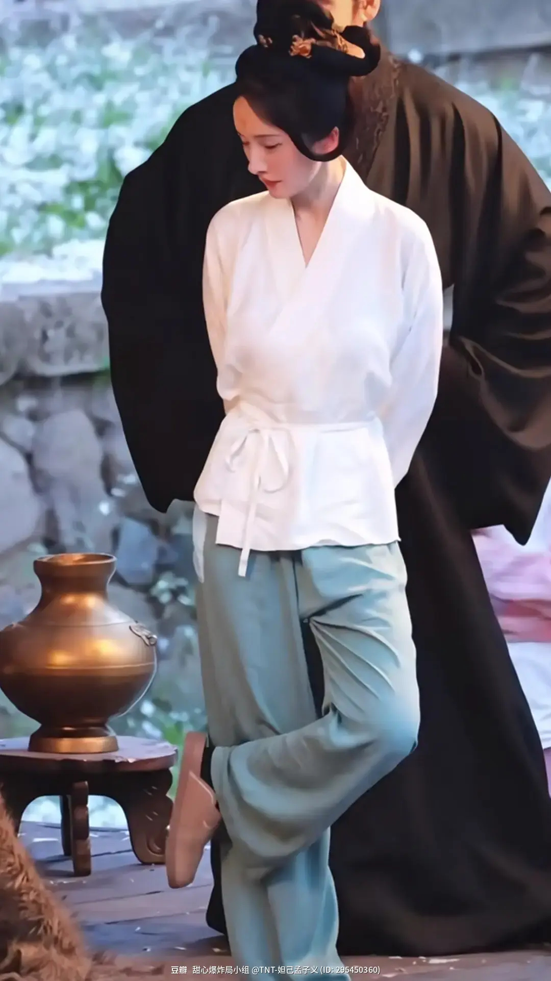 杨幂这个鼻子是真的吗？ 