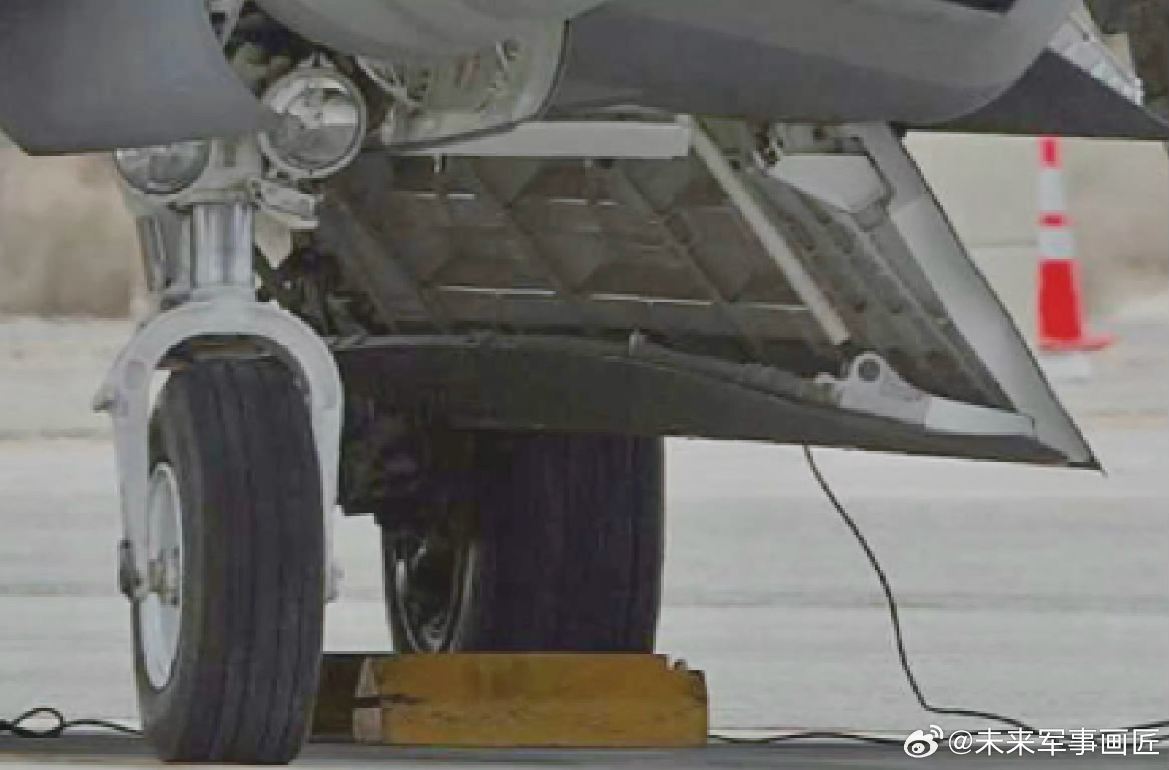 这是哪个国家的战机？看起很高端