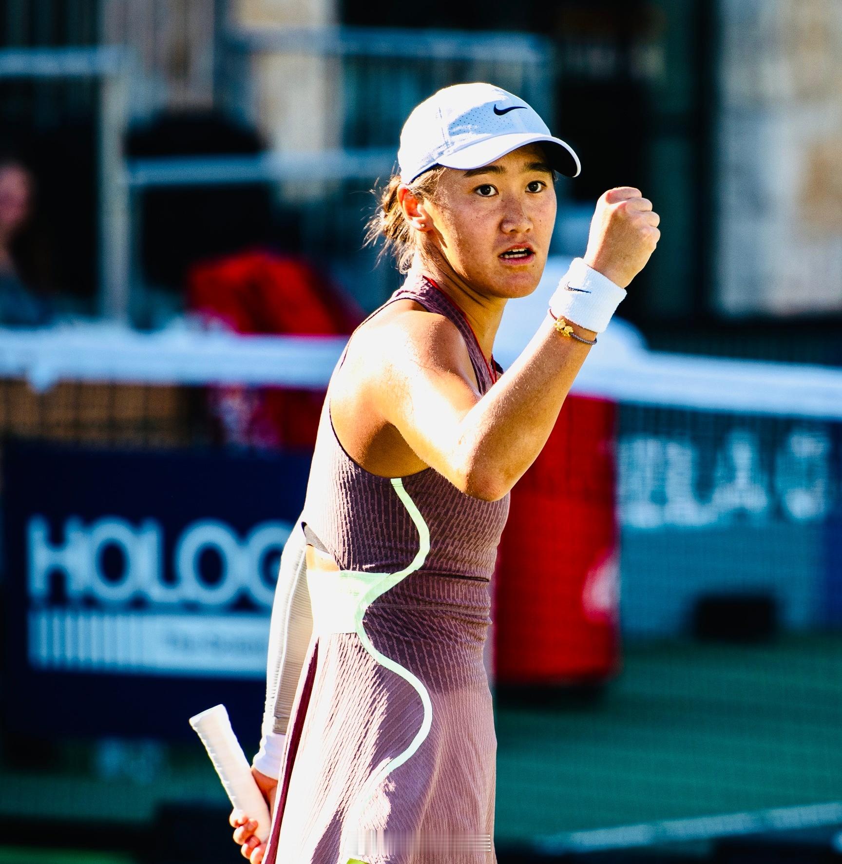 ITF埃文斯维尔W100四分之一决赛王曦雨🇨🇳以7-6（11）/7-5力克头