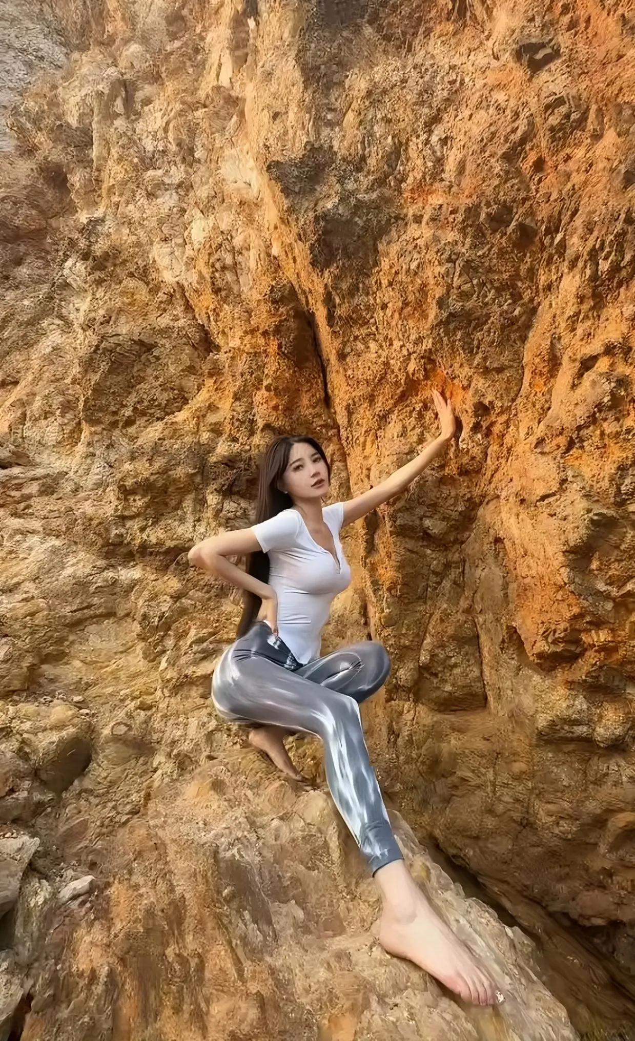 #分享网络美女的美照#