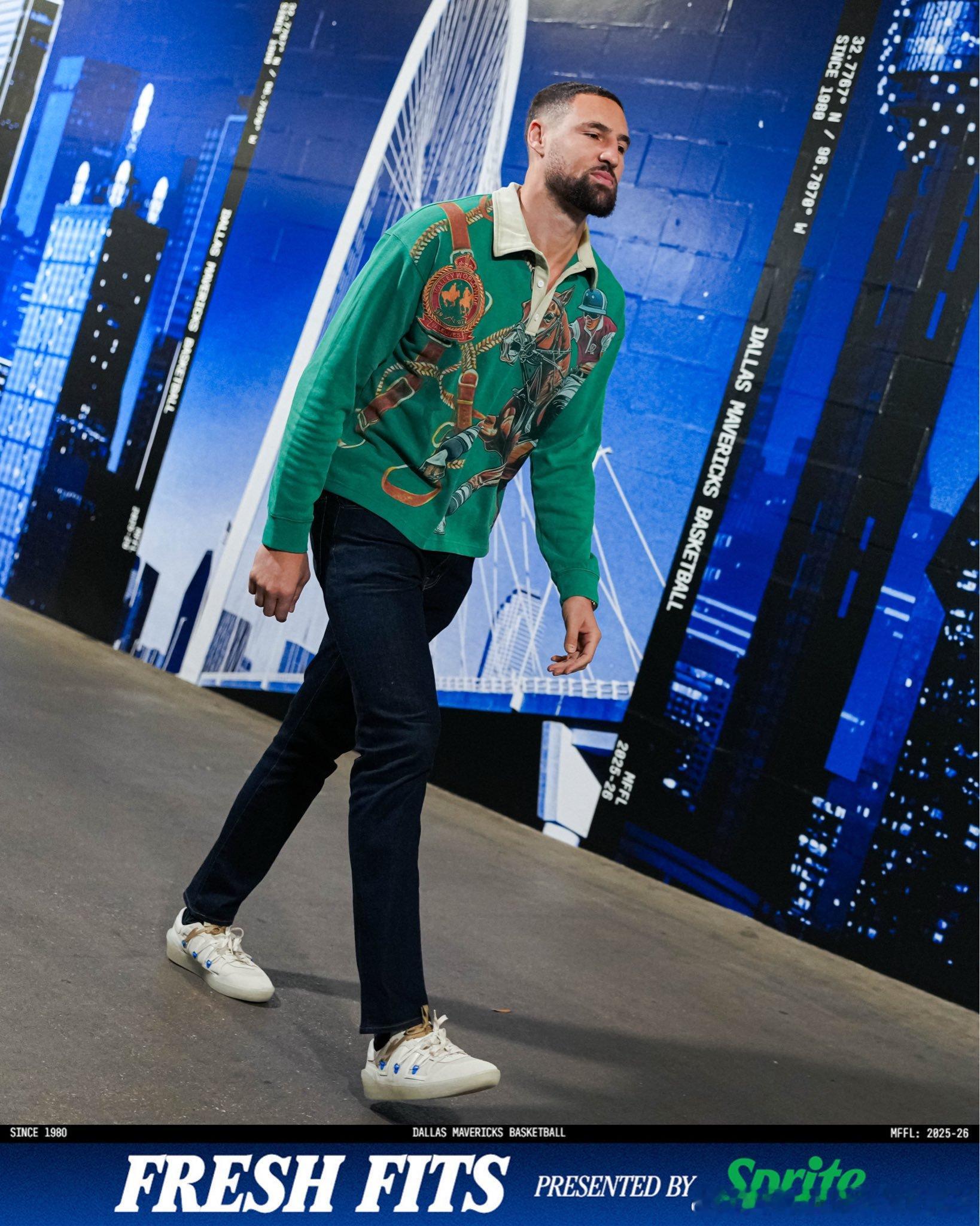 常规赛第1️⃣3️⃣场 独行侠主场对战快船你汤的球员通道网友戏评今日比赛是“天王